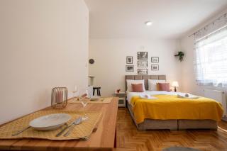Studio Sunlight+ private parking - Novi Sad - 4