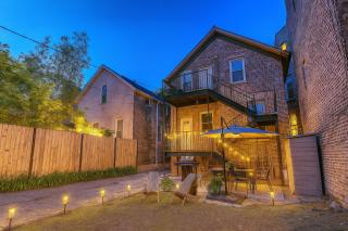 Newly Updated Vintage 6 Bedroom Single Family Home home - Chicago - 6