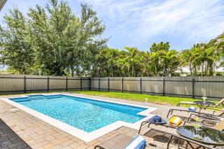Heated Saltwater Pool & Bikes - License to Chill - Roelens - 4