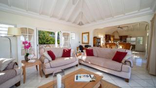 Cozy Caribbean Style Villa with Relaxing Views - 9