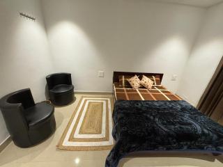 Housewood - 2