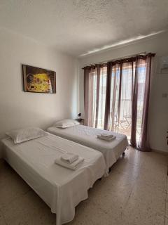 Dream Studio270m from the Beach - Kato Paphos - 1