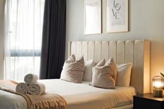 Modern En-Suite Room Overlooking Wembley Stadium & OVO Arena - Londra - 2