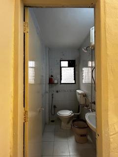 lovely room in koregaonpark 201 - 2
