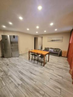 Spacious apartment in the quiet center - Riga - 8
