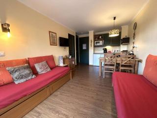 Charmant T2 avec grande terrasse, proche télécabines et commerces, parking inclus - FR-1-330F-43 - Serre Chevalier - 0