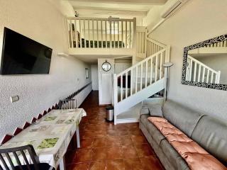 Appartement rénové : Clim, Piscine et Vue Mer - FR-1-816-28 - Bormes-les-Mimosas - 2