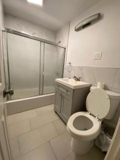 C Jay Homes 6 minutes Walk to Journal square - Jersey City - 2