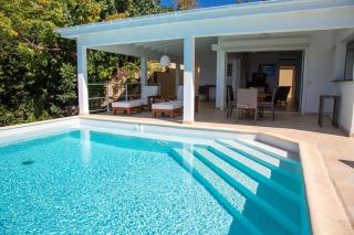 Private Escape Villa near Beach and Shopping - Quartier de Lorient - 2