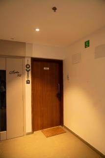 Vibrant, Elegant 2bhk Apt nr BKC - Mumbai - 3