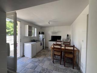 Chaleureuse maisonnette au cœur de Ruoms avec terrasse et parking - FR-1-697-35 - Ruoms - 1