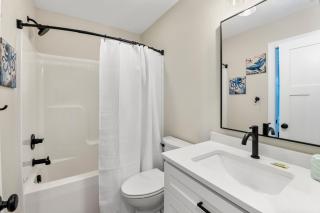 Masons Beach House Getaway - Kill Devil Hills - 3