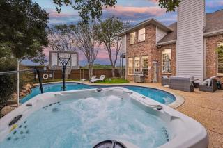 Casa Grande Pool,game Room,hot Tub For 17 Guests - Carrollton - 0