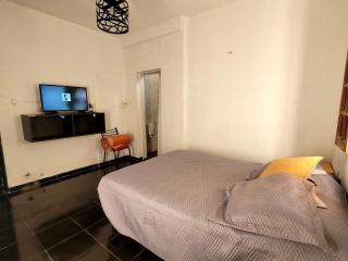Zurita Apart - 1
