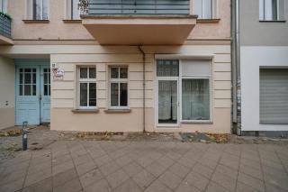 Spacious 2-Bedroom in the Heart of Friedrichshain - Berlim - 9