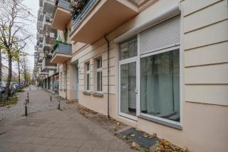 Spacious 2-Bedroom in the Heart of Friedrichshain - Berlim - 4