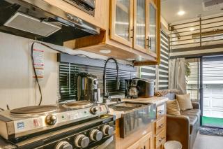 10 Mi to Leesylvania and River Sleek Mobile Home - Woodbridge - 2