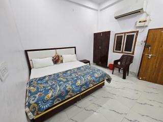 Kanha Homestay - Ayodhya - 2