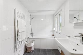 Alpenzauber Chalet 1 - 6 Personen I Bergblick, Nahe Braunwald - Badewanne, nahe Bahnhof und Parkplatz - Diesbach - 8