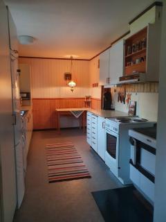 Villa w open fireplace and big plot 5 min from the sea - Hemse - 5