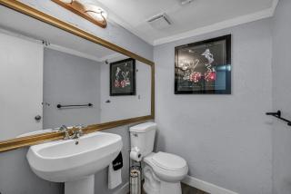 VegasVibes Pool Games Good Times - 3