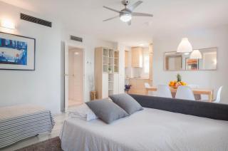 AB Properties - Design Penthouse Marbella - Puerto Banús - Golden Mile - Pool and Tropical Garden View - 4