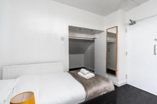 4 Bed Flat 5 mins Walk To Anfield - Liverpool - 3