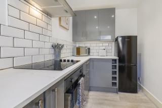 Sandown Home - 2 BR - 3Beds - Free Weekend Parking - Brighton & Hove - 9