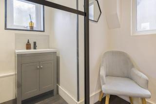Sandown Home - 2 BR - 3Beds - Free Weekend Parking - Brighton & Hove - 7