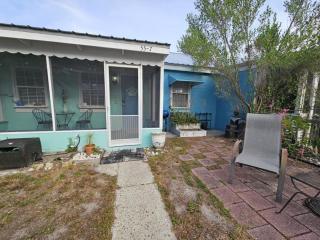 Oyster Bay Bungalow - - 8