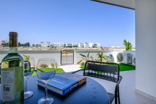 Chic & Elegant Hideaway - Your Luxury Escape - Livadhia - 6
