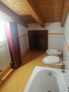 Roby's room - - 8