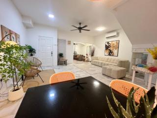 RUMAH MAWAR by IMPIAN HOMESTAY KLIA-SALAK TINGGI-NILAI - Sepang - 2