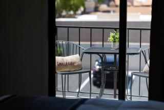 209 Fully Furnished 1BR Suite-Prime Location - Scottsdale - 6