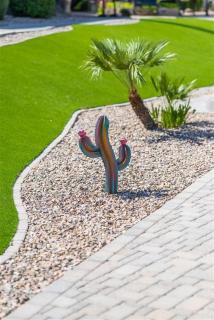 124 Fully Furnished 1BR Suite-Prime Location - 6