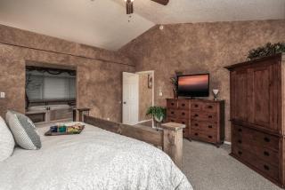 Cozy Timbers - - 8