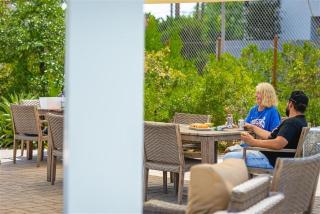 218 Fully Furnished 1BR Suite-Outdoor Pool - Scottsdale - 0
