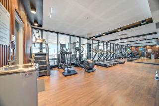 Luxe CBD Retreat- 2BR Apt w Pool Gym Steam&Sauna - Adelaide - 5