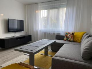 Sunny Heartbeat Getaway to Trnava - Trnava - 8