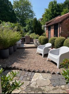 Entire Georgian luxury house - 3 Storey- High St Henley-in-Arden -Two bedrooms-Sleeps 4 people Close to Stratford upon Avon - Warwick - Solihull - NEC - Henley-in-Arden - 6
