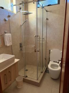 Pearl Gate Residence Apt No 3 - 3