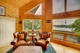 Decks and Views Spacious Cabin Near Table Rock Lake - Shell Knob - 6