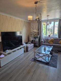 Ocean Village 3 Bed House & Parking - Southampton - 8