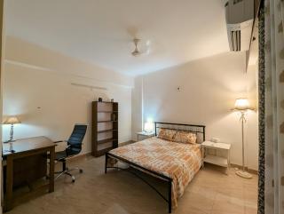 Golden Hour Hideaway - Greater Noida - 8