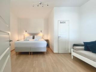 Blue Dolphin Studios and Apartment - Vagia - 9