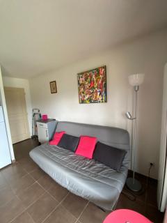 Appt T3 rez de chaussée - logement entier - entrée indépendante - 1