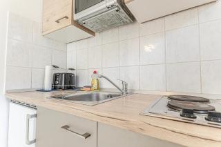 Beautiful 1BR Apt, 10 Min to Westbahnhof - Vienne - 2