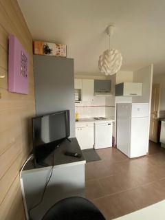 Appt T3 rez de chaussée - logement entier - entrée indépendante - 6