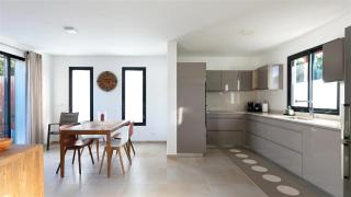 Lovely Villa In A Private And Tropical Atmosphere - Quartier de Lorient - 7