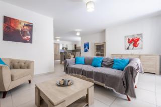 Central 3BR With Terrace - Sleep 6 by QuickTrips - St Paul's Bay - 0
